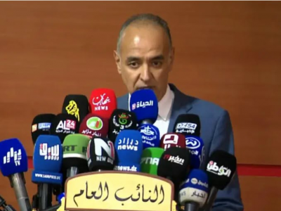 حادث انقلاب حافلة ببومرداس