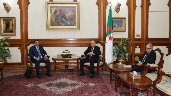 tebboune-boutbig.jpg