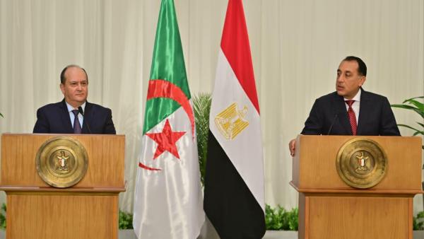  غريب يعرب عن ارتياحه للنتائج الإيجابية لأشغال الدورة التاسعة  للجنة العليا الجزائرية-المصرية  