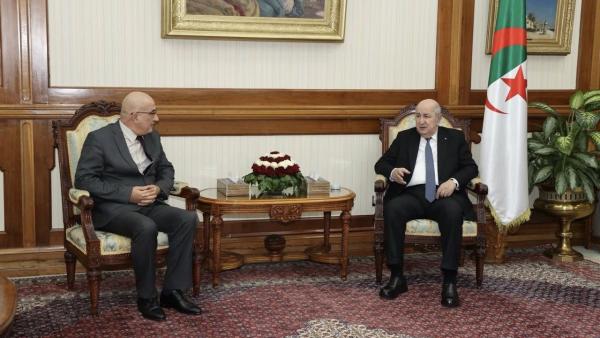 رئيس الجمهورية يستقبل الأمين العام للمحافظة السامية للأمازيغية