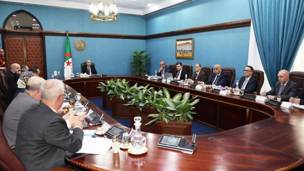 Tebboune-mécanisation agricole