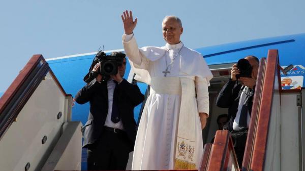 بابا ليون الرابع عشر