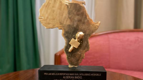 La Radio algérienne remporte le prix africain du meilleur reportage radio sur l'intelligence artificielle