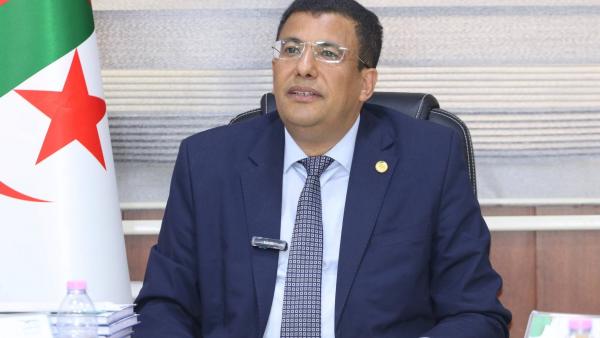 Le candidat de l'Algérie Fateh Boutbig remporte la présidence du Parlement panafricain