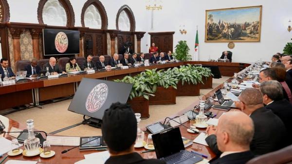 رئيس الجمهورية 