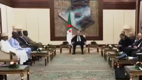 رئيس الجمهورية يستقبل، وزير دولة وزير الداخلية والأمن العام والإدارة الإقليمية لجمهورية النيجر الشقيقة