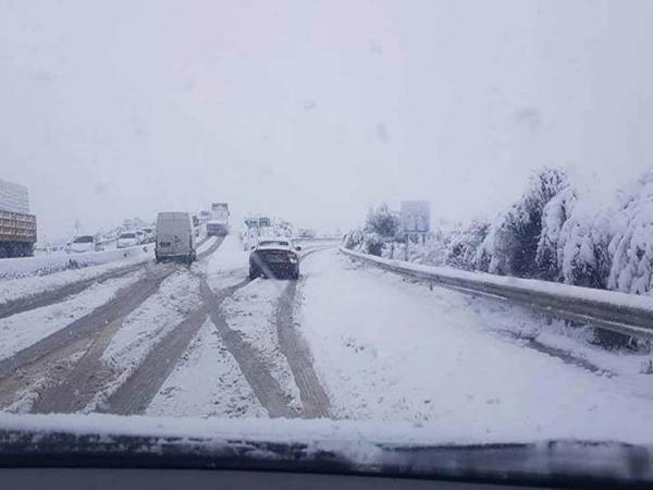 تساقط الثلوج