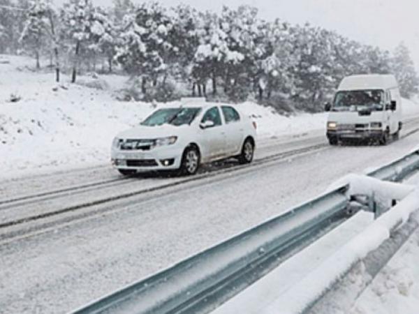 تساقط الثلوج