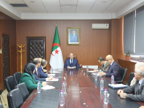 جعل المعهد الوطني للعمل فضاء مرجعيا للتكوين