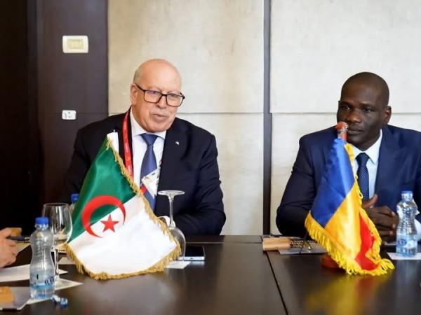 مباحثات جزائرية تشادية لتعزيز التعاون في صناعة الإسمنت