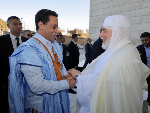 الوزير الأول الموريتاني يزور جامع الجزائر