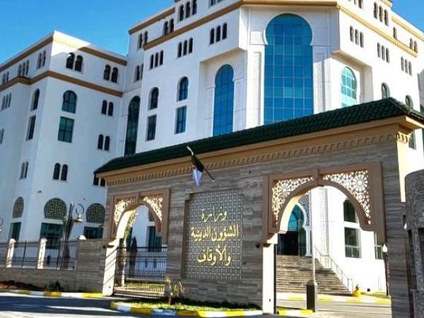 امتحان البكالوريا : وزارة الشؤون الدينية تضع الفضاءات التابعة لها تحت تصرف المترشحين