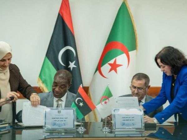 الجمارك الجزائرية