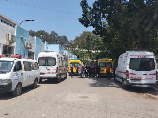 حادث حافلة لنقل المسافرين ببومرداس : إجلاء المصابين إلى مستشفيات بومرداس,  الثنية و سليم زميرلي بالحراش